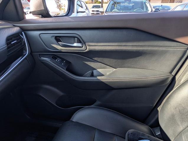 2023 Nissan Rogue SL FWD