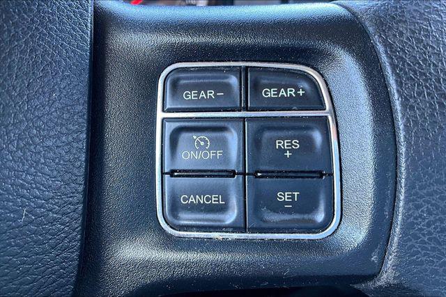 2019 Ram 1500 Classic SLT Crew Cab 4x4 57 Box