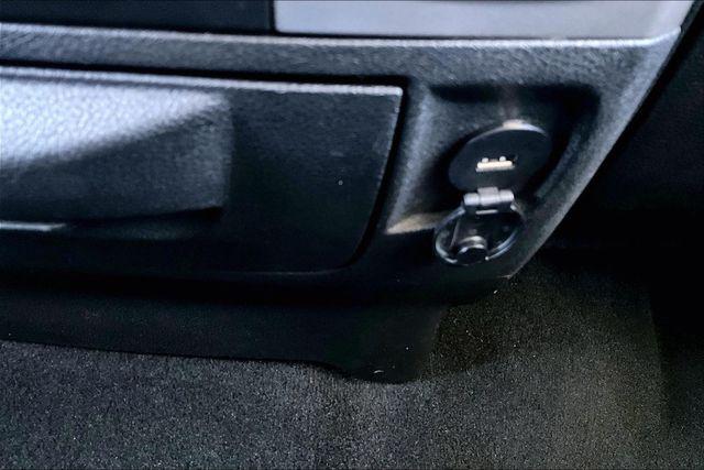 2019 Ram 1500 Classic SLT Crew Cab 4x4 57 Box