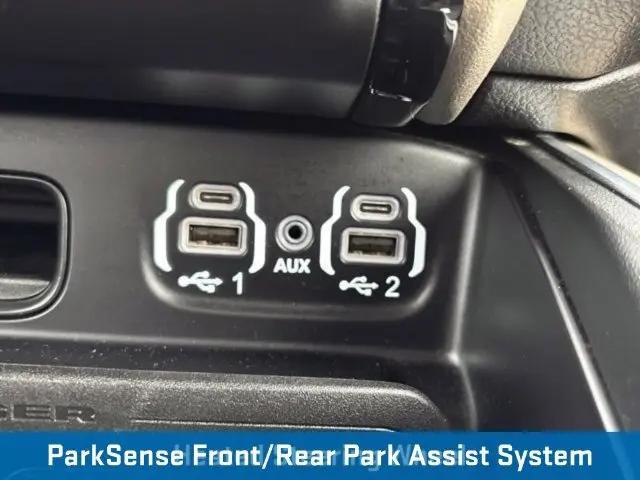 2024 Ram 3500 Tradesman/SLT/Laramie/Limited