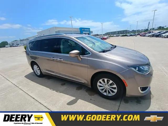 2018 Chrysler Pacifica Touring L Plus for sale in Pleasent Hill, IA