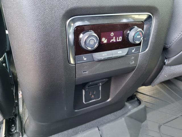 2026 Chevrolet Suburban Premier, 4WD