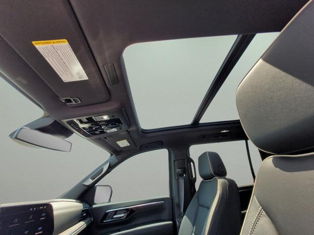 2026 Chevrolet Suburban Premier, 4WD