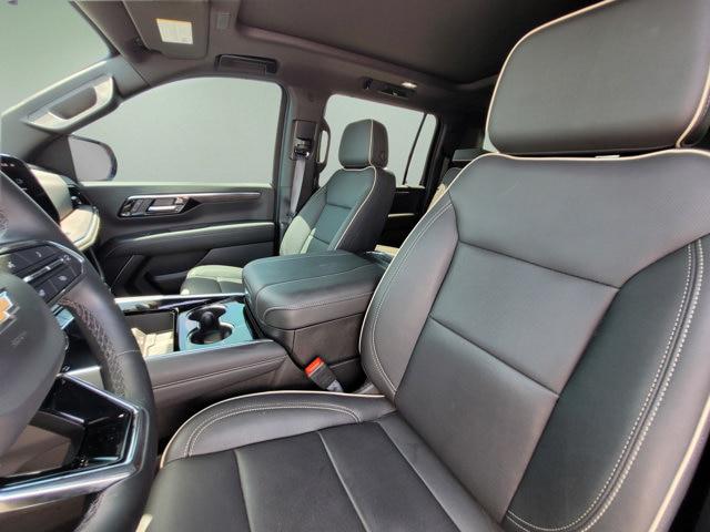 2026 Chevrolet Suburban Premier, 4WD