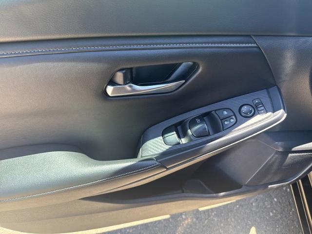 2023 Nissan Sentra SV Xtronic CVT