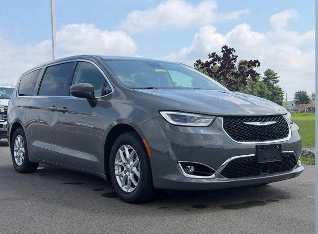 2023 Chrysler Pacifica Touring L for sale in Plainfield, IN