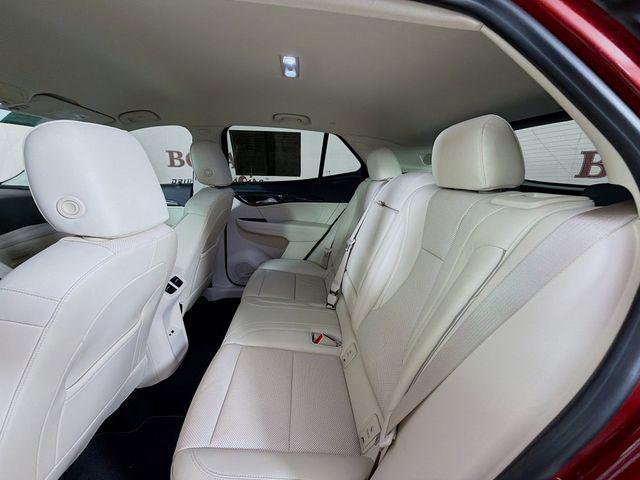 2022 Buick Envision FWD Essence
