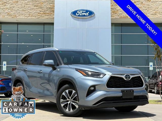 2024 Toyota Highlander LE for sale in Prosper, TX