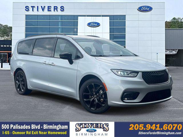 2024 Chrysler Pacifica Touring L for sale in Birmingham, AL