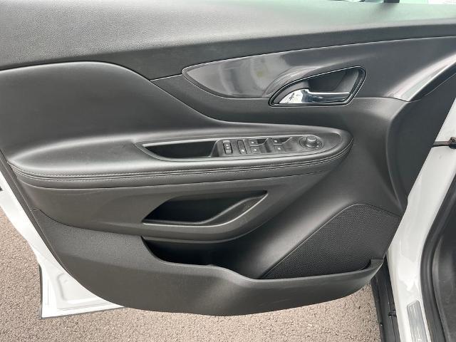 2021 Buick Encore FWD Preferred