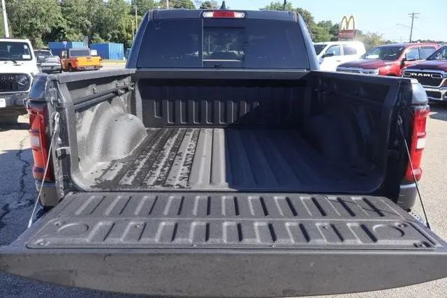 2026 Ram 1500 Express Crew Cab 4x4 57 Box