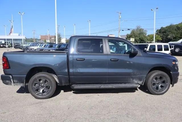 2026 Ram 1500 Express Crew Cab 4x4 57 Box