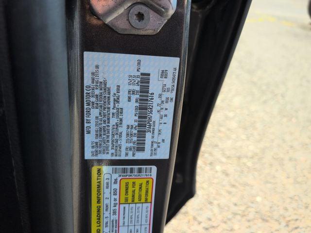 2016 Ford Fusion SE