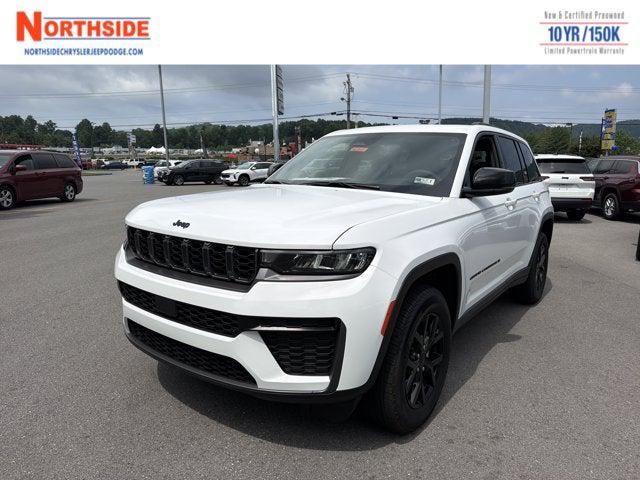 2026 Jeep Grand Cherokee GRAND CHEROKEE LAREDO ALTITUDE 4X4 2026 Jeep Grand Cherokee GRAND CHEROKEE LAREDO ALTITUDE 4X4