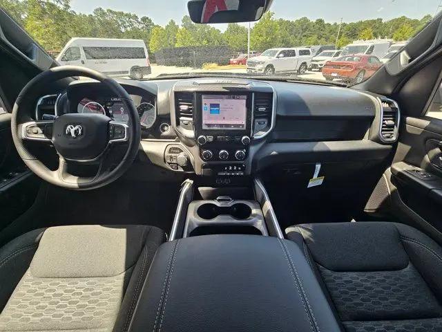 2026 Ram 1500 Express Crew Cab 4x4 57 Box