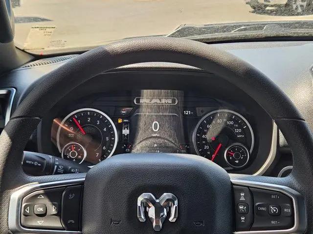 2026 Ram 1500 Express Crew Cab 4x4 57 Box
