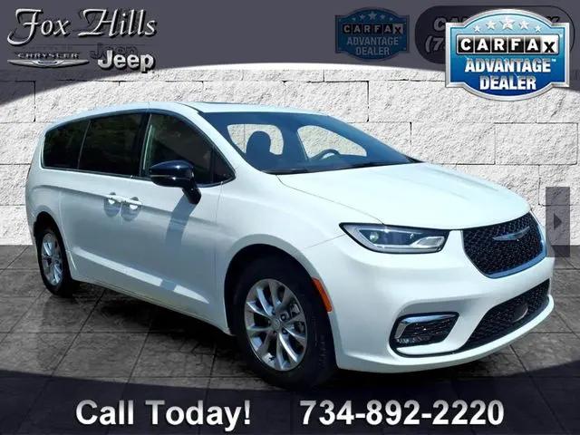 2026 Chrysler Pacifica Limited for sale in Plymouth, MI