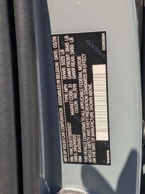 2026 Volvo XC40 Black Edition Ultra, B5 AWD Gas mild hybrid