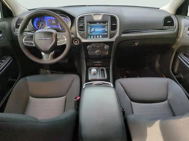 2023 Chrysler 300 Touring