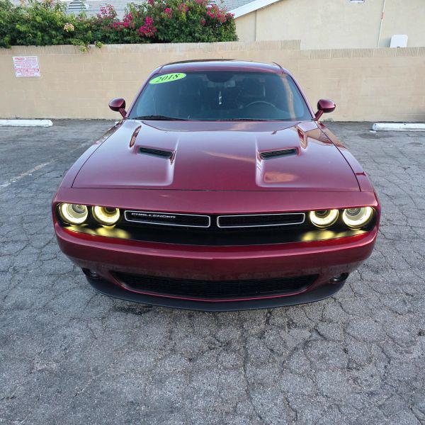 2018 Dodge Challenger SXT Plus