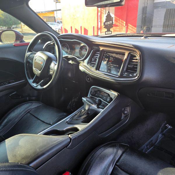 2018 Dodge Challenger SXT Plus