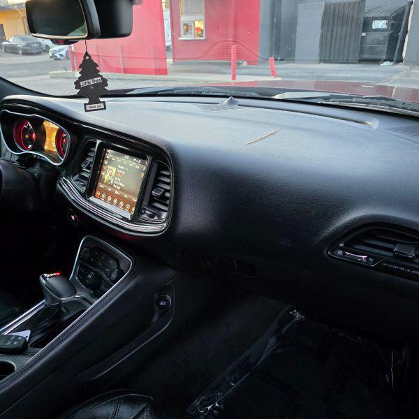 2018 Dodge Challenger SXT Plus
