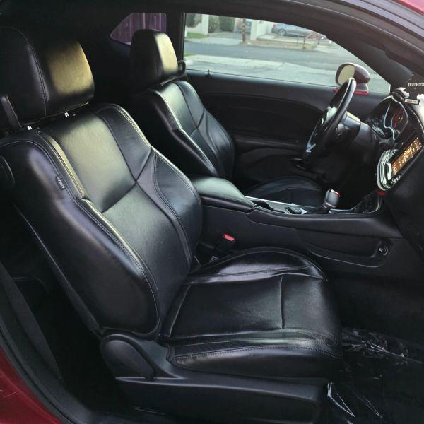 2018 Dodge Challenger SXT Plus