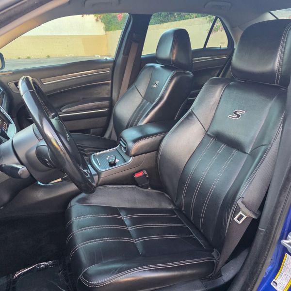 2019 Chrysler 300 Touring