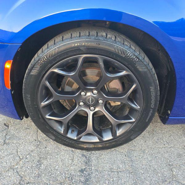 2019 Chrysler 300 Touring