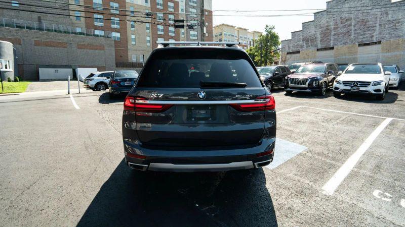2020 BMW X7 xDrive40i