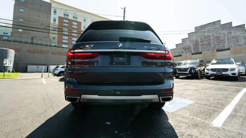 2020 BMW X7 xDrive40i