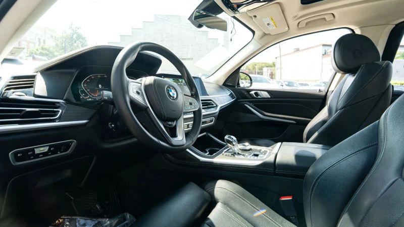 2020 BMW X7 xDrive40i