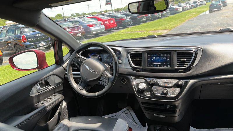 2019 Chrysler Pacifica Touring Plus