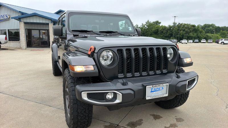 2021 Jeep Gladiator Overland