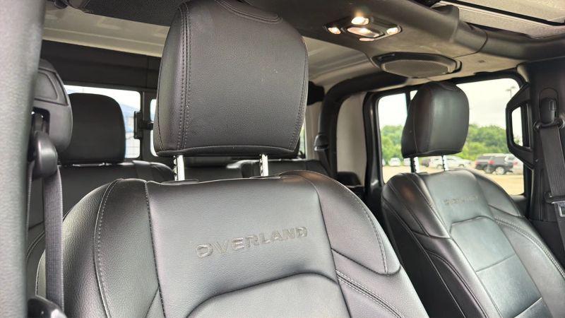 2021 Jeep Gladiator Overland