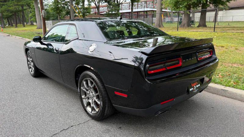 2017 Dodge Challenger GT