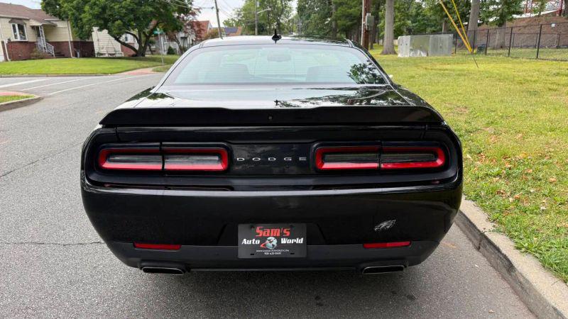 2017 Dodge Challenger GT