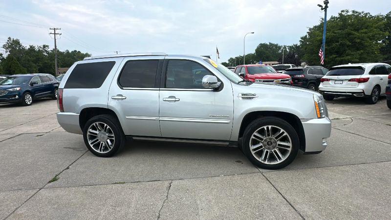 2012 Cadillac Escalade Premium