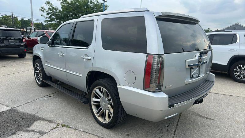 2012 Cadillac Escalade Premium