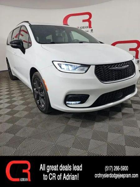 2023 Chrysler Pacifica Limited AWD for sale in Adrian, MI