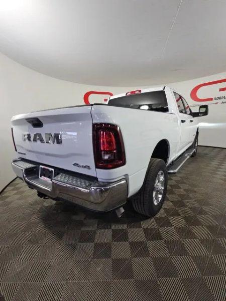 2025 Ram 2500 Big Horn Crew Cab 4x4 64 Box