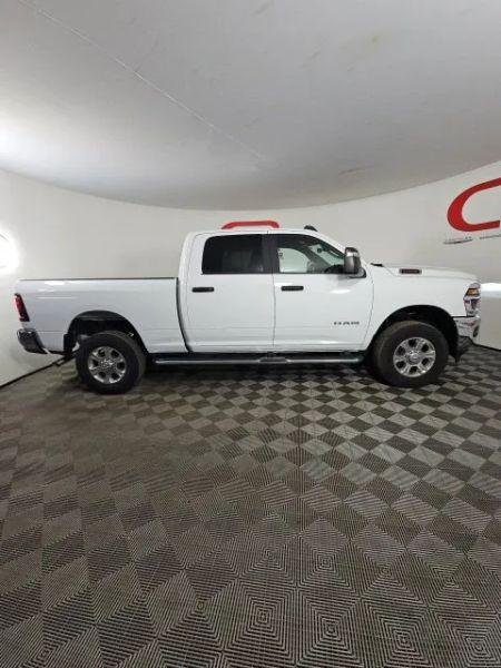 2025 Ram 2500 Big Horn Crew Cab 4x4 64 Box