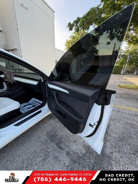 2021 Tesla Model 3 Standard Range Plus Rear-Wheel Drive