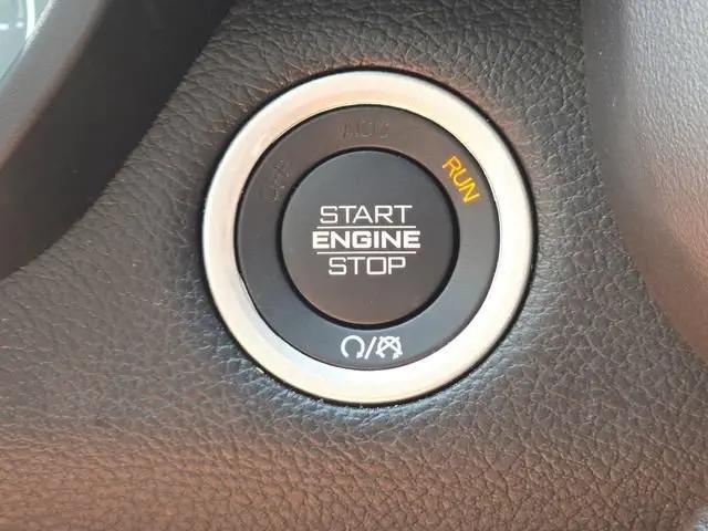 2024 Ram 1500 Laramie Crew Cab 4x4 5'7" Box