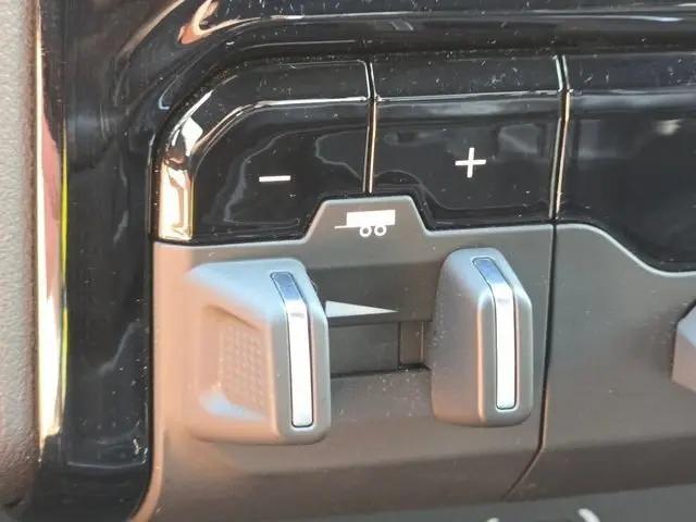 2024 Ram 1500 Laramie Crew Cab 4x4 5'7" Box