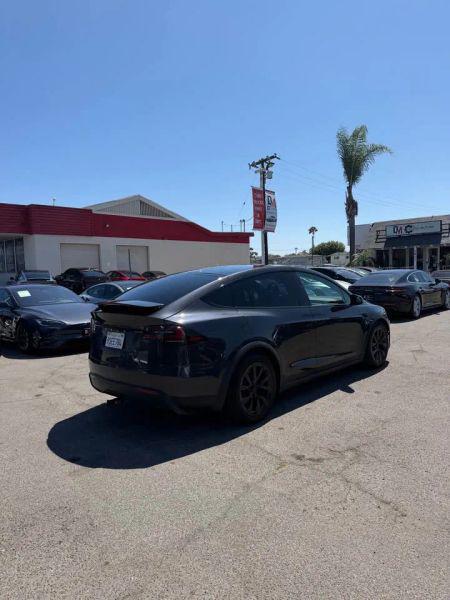 2025 Tesla Model X Long Range