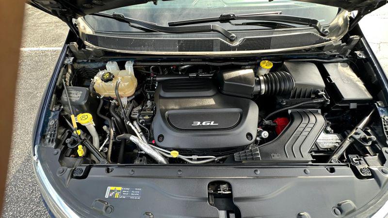 2017 Chrysler Pacifica Touring-L