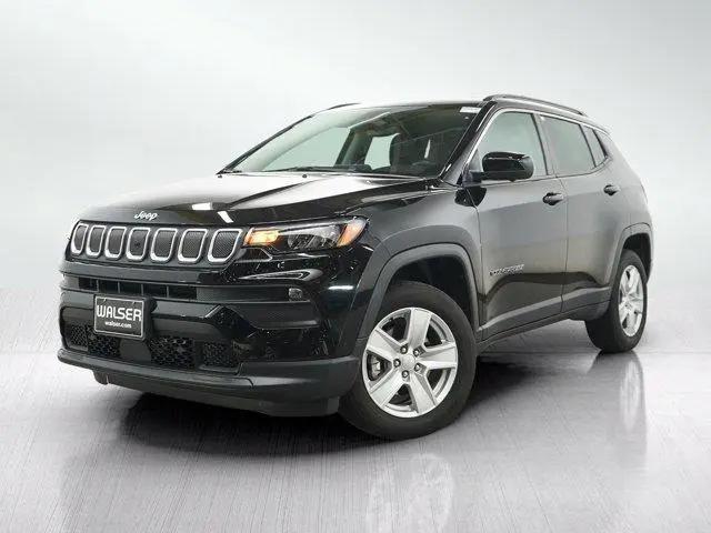 2022 Jeep Compass Latitude 4x4 for sale in Burnsville, MN