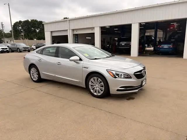 2018 Buick LaCrosse Essence for sale in Bloomington, IL