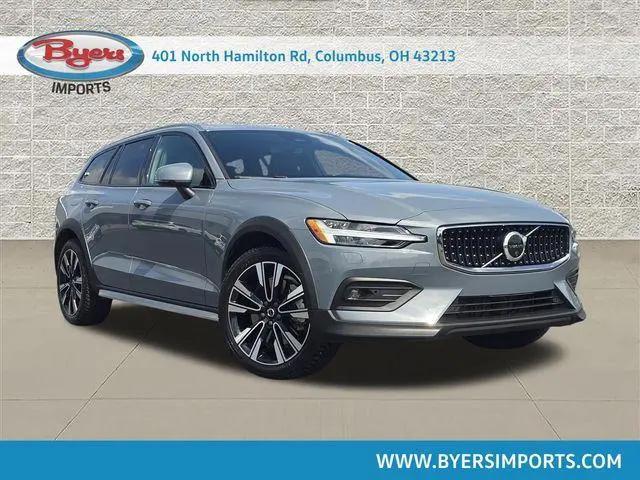 2023 Volvo V60 Cross Country B5 Ultimate for sale in Columbus, OH